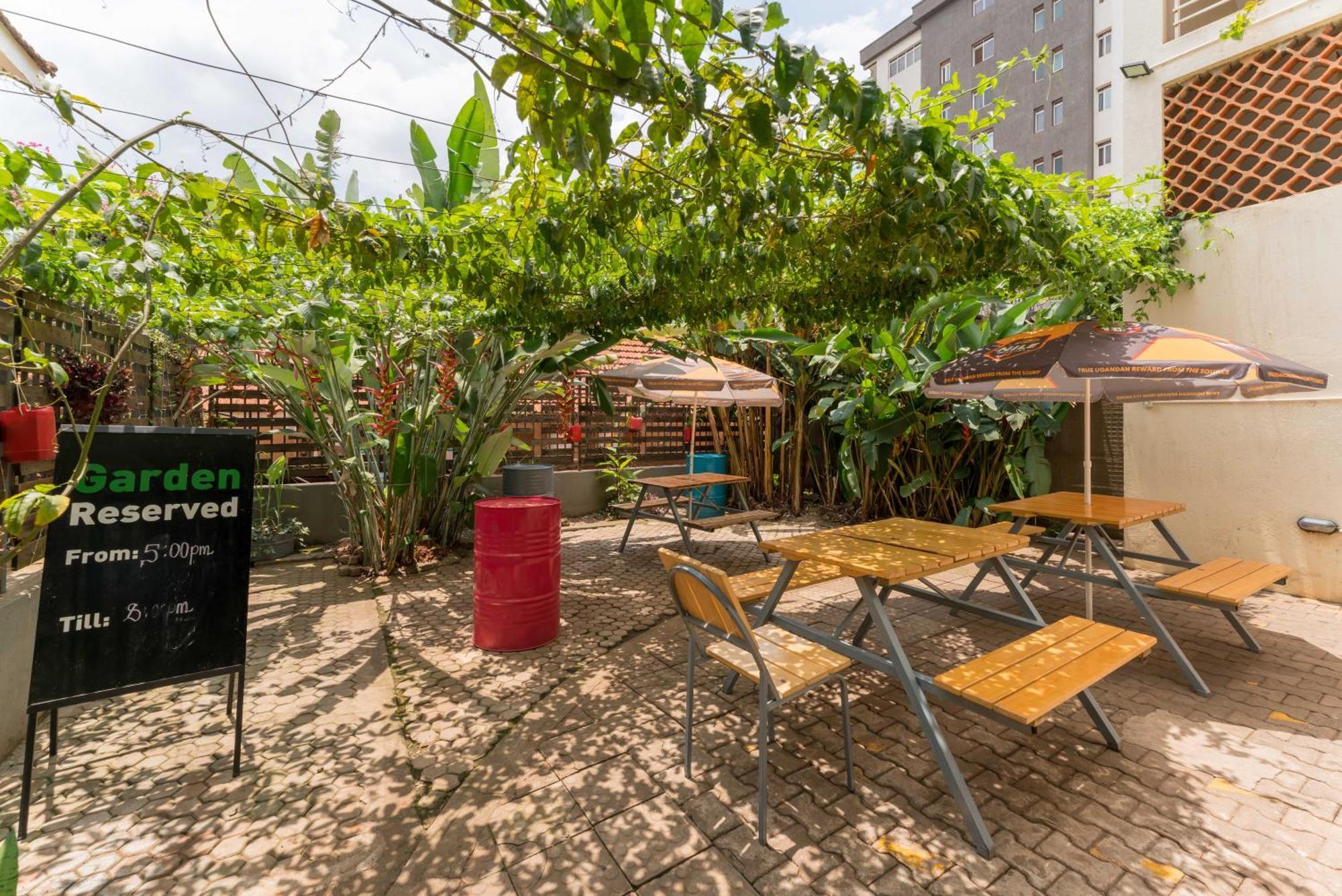 Bushpig Backpackers Vandrerhjem Kampala Eksteriør bilde